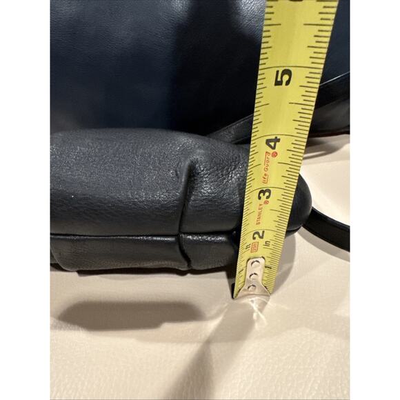 Marc by Marc Jacobs Black Leather Small Crossbody Bag - Picture 4 of 10